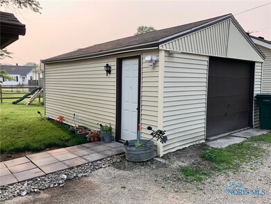 608 W 4th St, Genoa, OH 43430 - photo 2