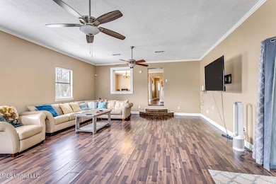 14310FourthAve-23