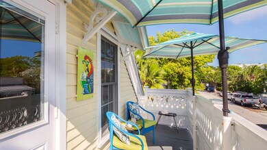 1-1025WHITEHEADunitA-16x9-frontbalcony