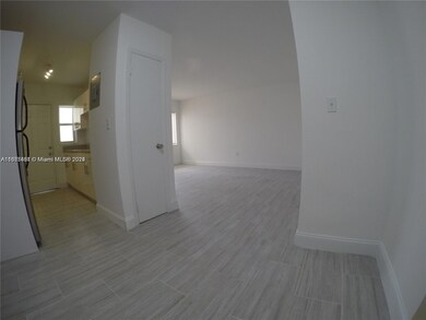 525 79th St unit 4, Miami Beach, FL 33141 - photo 3