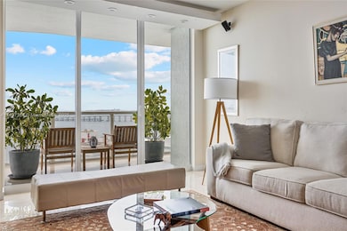 218 SE 14th St unit 2105, Miami, FL 33131 - photo 5