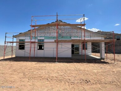 02 Back Exterior