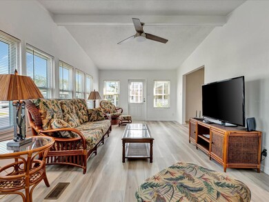 200 S Port Royal Ln, Apollo Beach, FL 33572 - photo 4