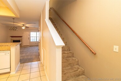 419 E C St unit 119, Jenks, OK 74037 - photo 2