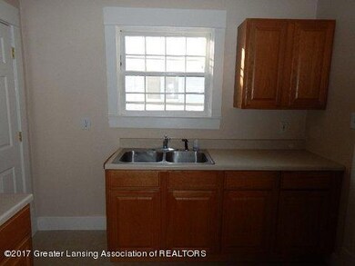 1616 Davis Ave, Lansing, MI 48910 - photo 4