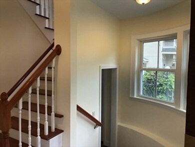 153 Walnut St unit 2, Newtonville, MA 02460 - photo 5