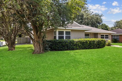 1003 W 31st St, Houston, TX 77018 - photo 3