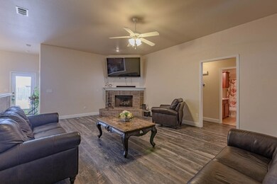 809 E 97th Ct, Odessa, TX 79765 - photo 3