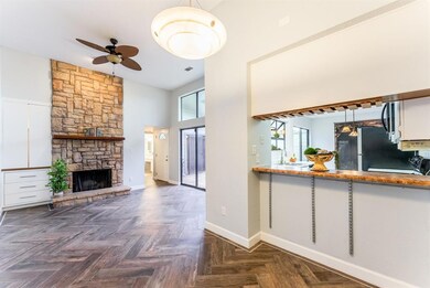 610 Bellaire Dr, Hurst, TX 76053 - photo 4