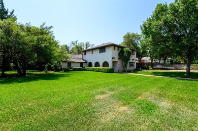 729 Ridgecrest Cir, Denton, TX 76205 - photo 2