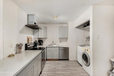 5708 N 68th Dr, Glendale, AZ 85303 - photo 3