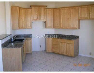 Kitchen. LOTS OF CABINETS IN THIS STYLISH KITCHEN