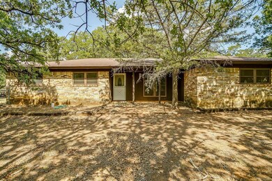 5516 Burleson Oaks Dr, Burleson, TX 76028 - photo 3