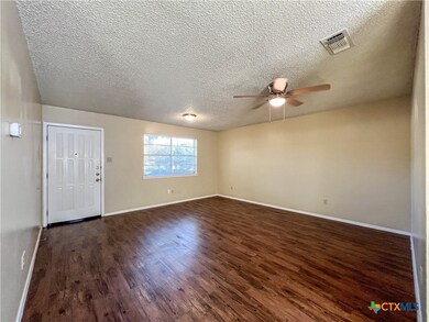 1301 Azalea Ln, New Braunfels, TX 78130 - photo 3