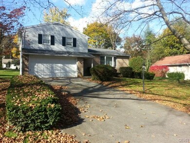 219 Blenheim Dr, Easton, PA 18045 - photo 2