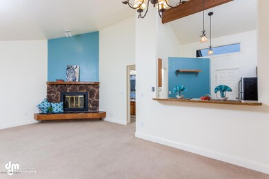 3929 Roundtop Cir Anchorage AK-large-009
