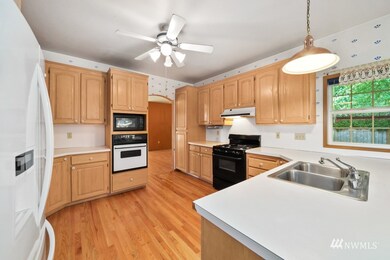 2219 Kibler Ave, Enumclaw, WA 98022 - photo 6