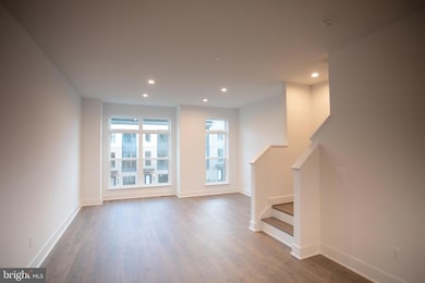 2136 Tysons Ridgeline Rd, Pimmit Hills, VA 22043 - photo 3