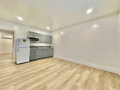 5545 N Miami Ave unit 9, Miami, FL 33127 - photo 7