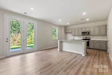 2247 Carpenter Farms Dr, Lincolnton, NC 28092 - photo 5