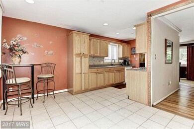 8605 Lagrange St, Lorton, VA 22079 - photo 7