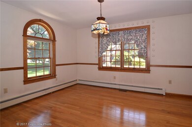 75 Maple Ln, Bristol, RI 02809 - photo 7