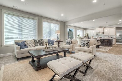 Photos are of another Hampton floorplan and are for illustration purposes only.