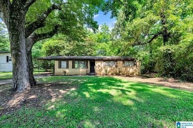 1341 Hatfield Ln, Birmingham, AL 35215 - photo 2