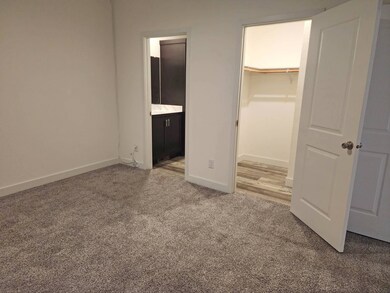 370 E Lassen Ave unit 15, Chico, CA 95973 - photo 7