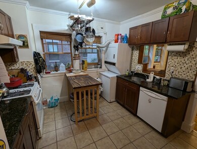 39 Lee St unit 2, Cambridge, MA 02139 - photo 4