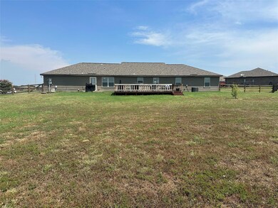 200 Live Oak Ln, Decatur, TX 76234 - photo 4