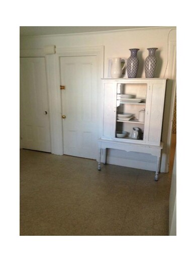 4 Broadway, Newport, RI 02840 - photo 5