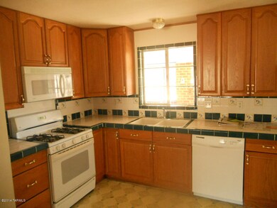 328 E Lester St, Tucson, AZ 85705 - photo 7