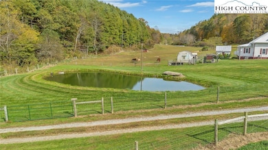 886 Blevins Hollow Rd, Piney Creek, NC 28663 - photo 4