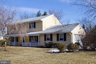 9 Country Dr, Leola, PA 17540 - photo 2