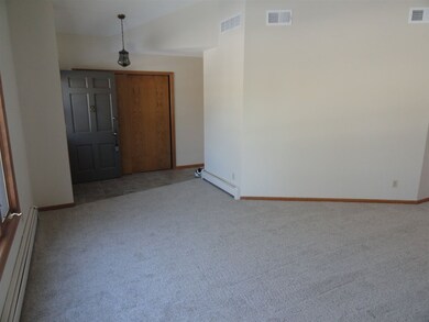 904 W Devonshire Rd, Delafield, WI 53018 - photo 7