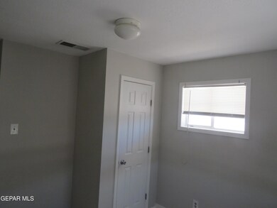 7599 Hacienda Ave, El Paso, TX 79915 - photo 3