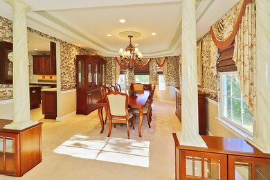 015_Dining