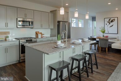 11182 Saint Luke Dr, White Plains, MD 20695 - photo 2