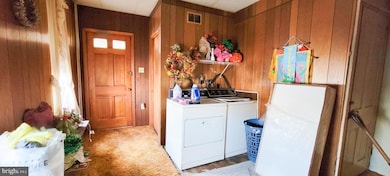 924 Amity St, Reading, PA 19604 - photo 7