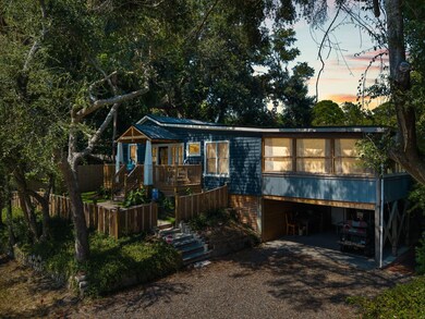 212 E Hudson Ave, Folly Beach, SC 29439 - photo 4