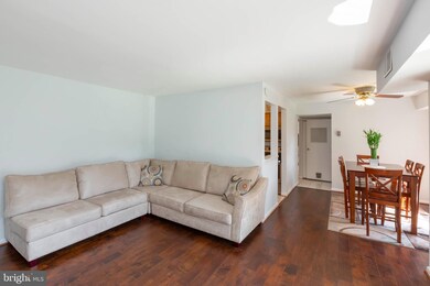 17816 Buehler Rd unit 165, Olney, MD 20832 - photo 2