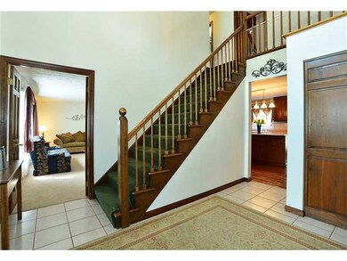 Entry/Foyer.