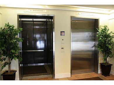 Lobby/Reception. Elevators in lobby.