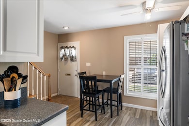 927 N Colonial Ct unit 33, Indian Harbour Beach, FL 32937 - photo 5