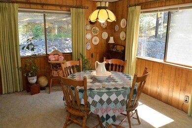 1525 Pleasant Valley Rd, Merlin, OR 97532 - photo 5