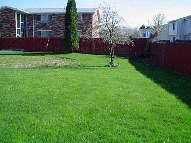 Exterior Back. Room for a baseball or football pic