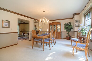 678 Cavalcade Cir, Naperville, IL 60540 - photo 2