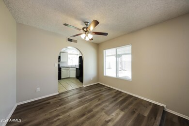 5664 N 48th Ln, Glendale, AZ 85301 - photo 5