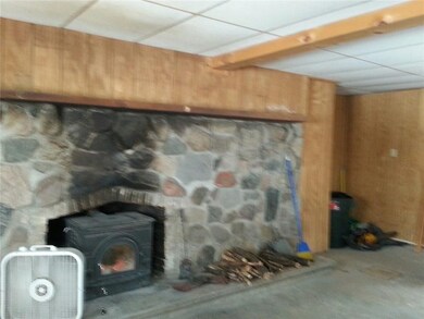718 Dale Family Room or so many uses. Wood stove i